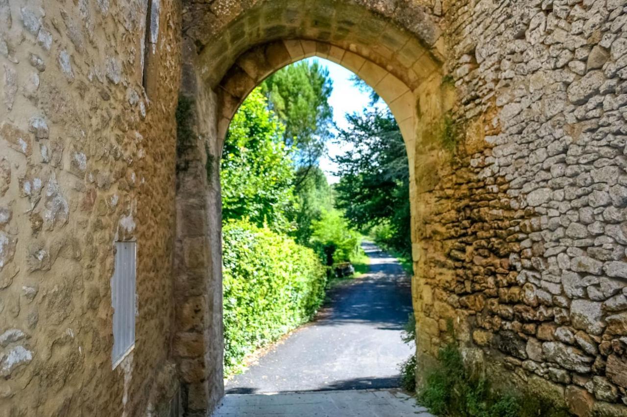 Villa Ancienne Sechoir A Tabac Idealement Place A Limeuil Pour 4 Dans La Nature Exterior foto